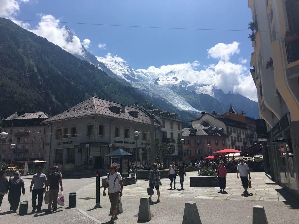 Beautiful Apartment In Chamonix Centre With Superb Mountain Views ภายนอก รูปภาพ