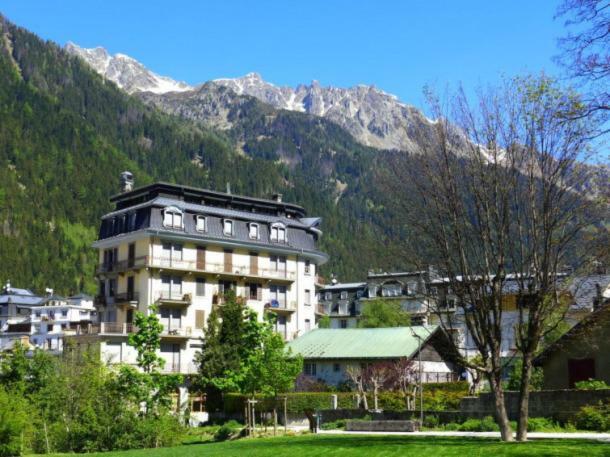 Beautiful Apartment In Chamonix Centre With Superb Mountain Views ภายนอก รูปภาพ